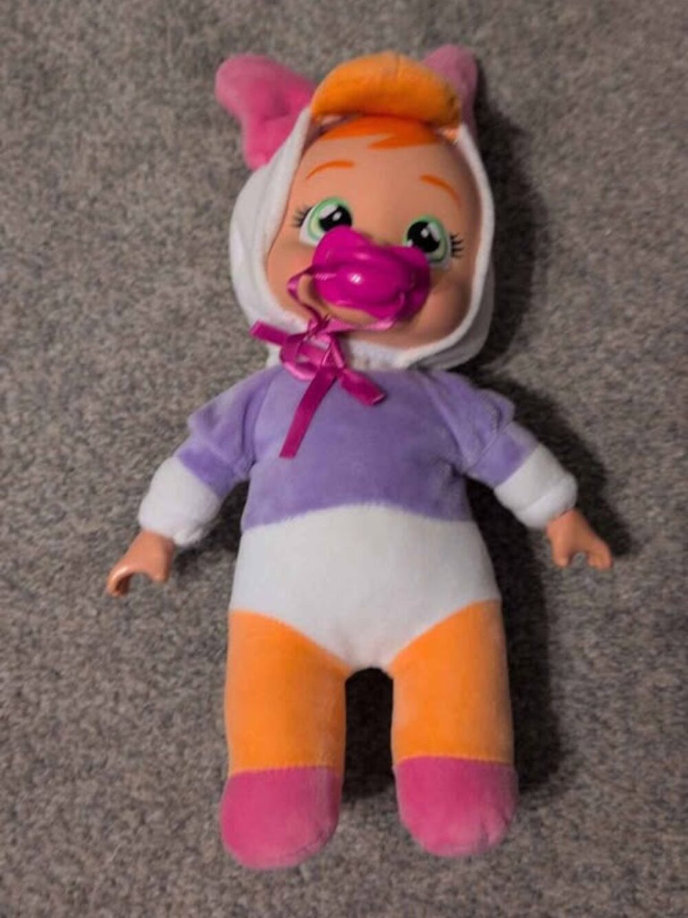 Disney Daisy duck cry baby doll